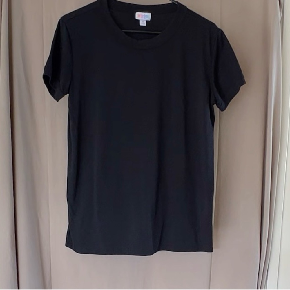 Lularoe Medium Liv Black! NWOT